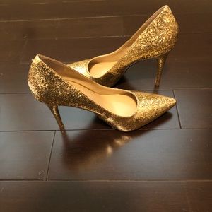New BCBGeneration Gold Glitter Pumps size 9